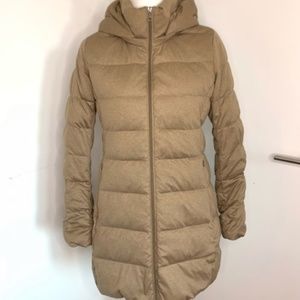 Uniqlo Ultra down light heat tech puffer